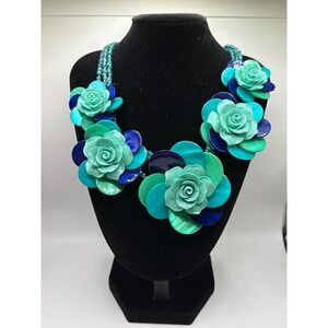 NWT Erica Lyons Statement Necklace Womens Teal Blue Floral Shell Bib MSRP $48